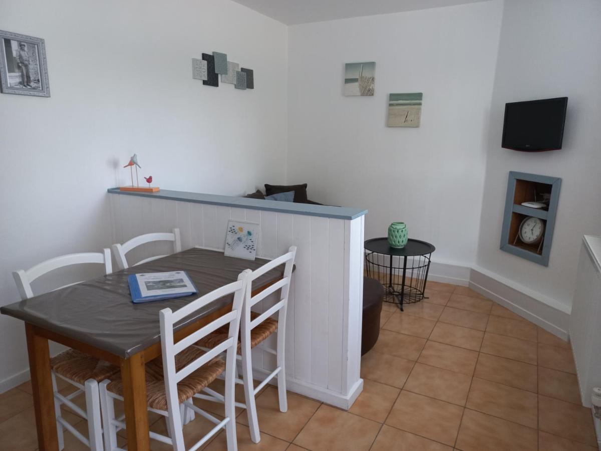 Ivy House Utah Beach Sainte Marie du Mont Bagian luar foto